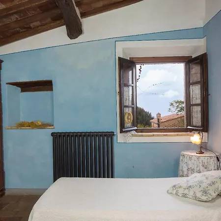 Podere La Casetta - *