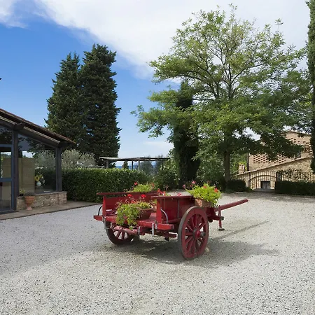 Country house Podere La Casetta - *